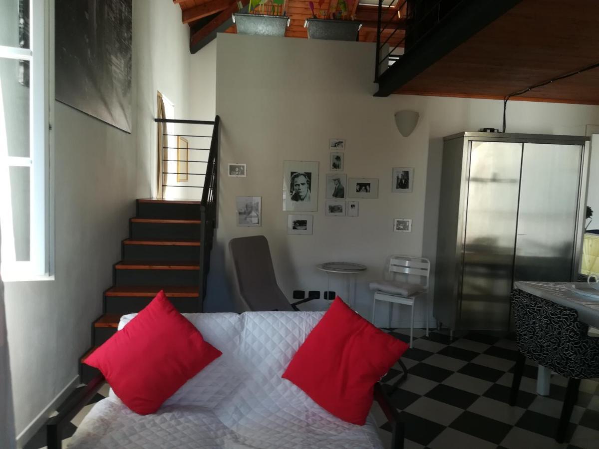 Ferienwohnung Magical House On The Lake Of Como Bellano Exterior foto